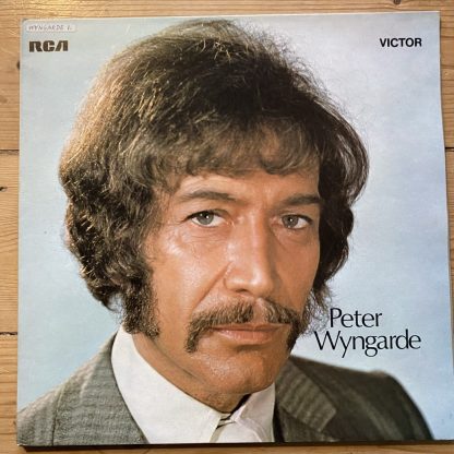 SF 8087 Peter Wyngarde