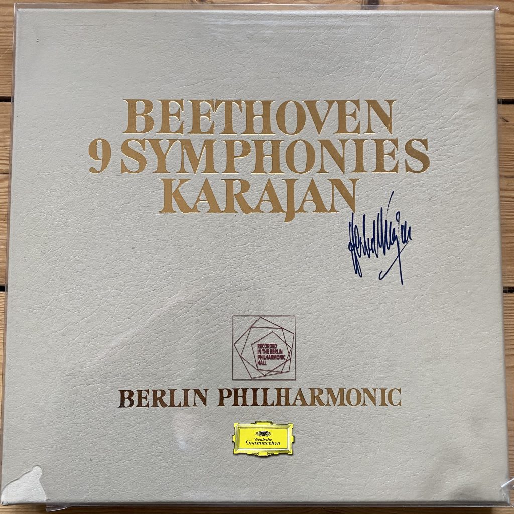 Signed　Karajan　leatherette　Ltd.　Symphonies　LP　box　Beethoven　Edition